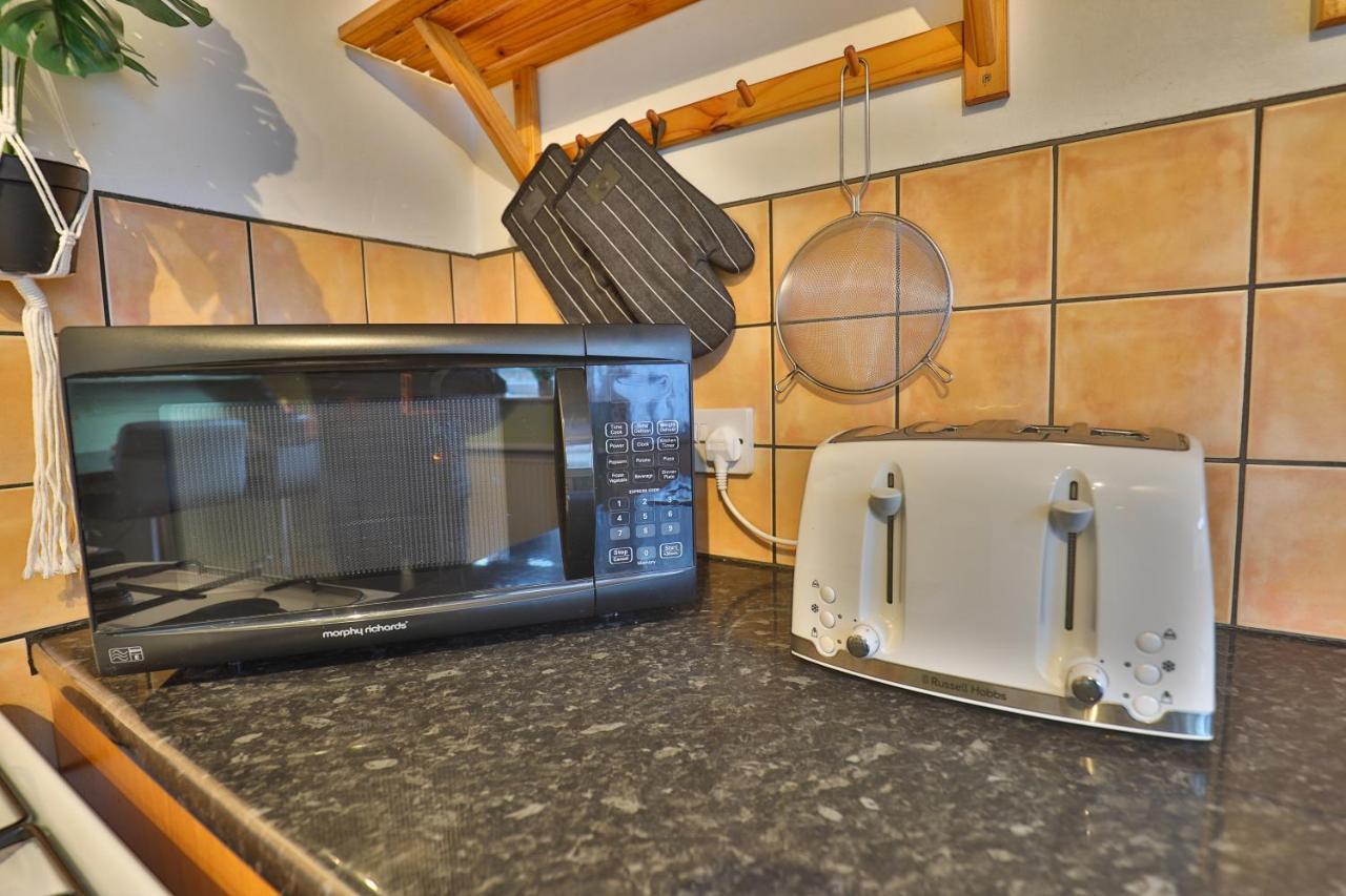 Devon St - Cozy Home, Free Easy Parking! Kingston upon Hull Esterno foto