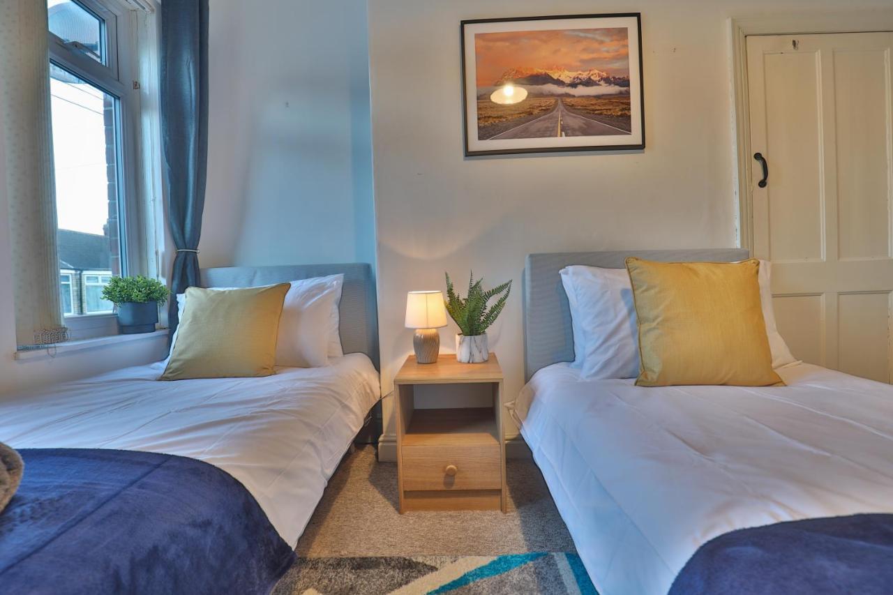 Devon St - Cozy Home, Free Easy Parking! Kingston upon Hull Esterno foto