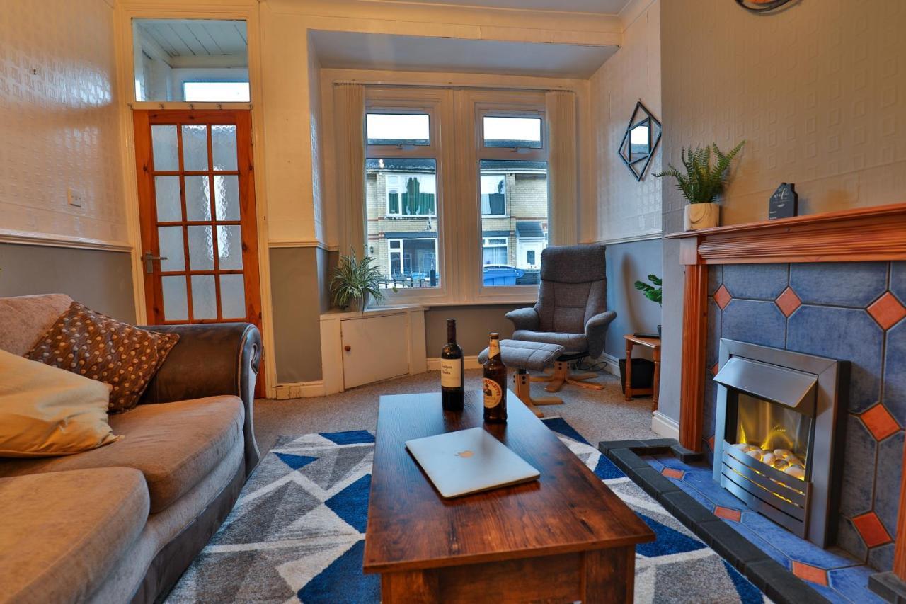 Devon St - Cozy Home, Free Easy Parking! Kingston upon Hull Esterno foto